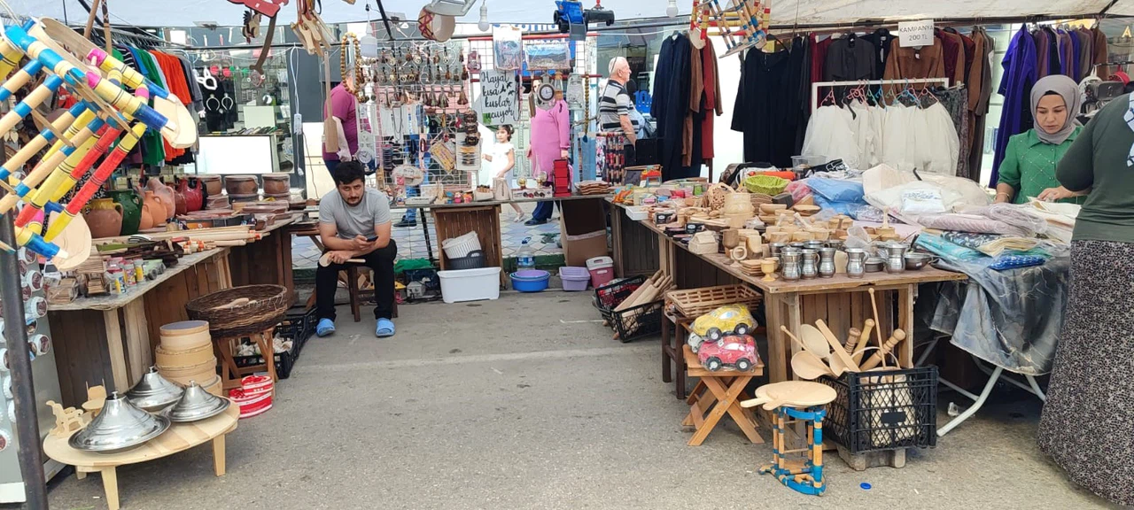 4. Geleneksel İskilip Dolma, Turşu, Çilek Festivali Başladı
