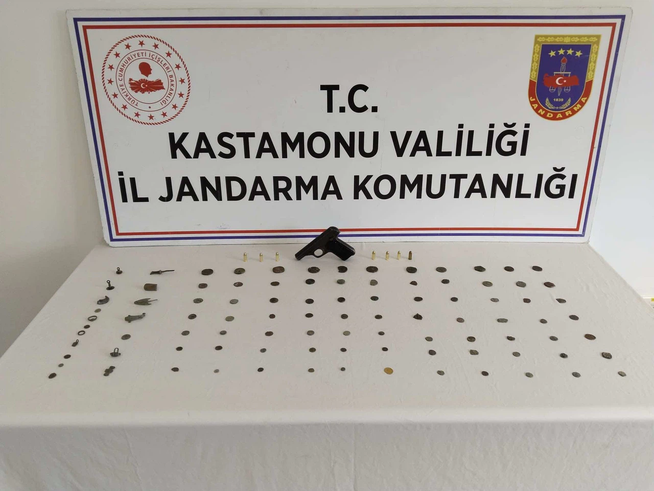 Tarihi Eser Satmak İsteyen Şahıslara Operasyon: 2 Gözaltı