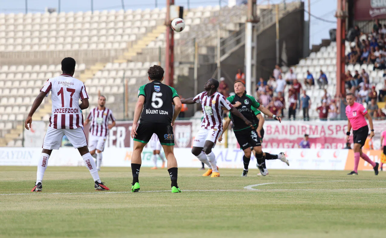 Sakaryaspor’da Taner Taşkın ile Yollar Ayrıldı