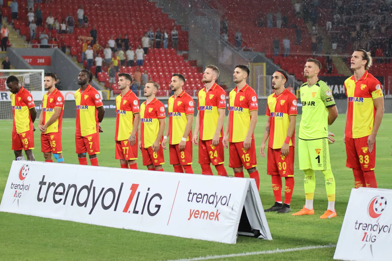 Göztepe’den Orta Sahaya Üç Takviye