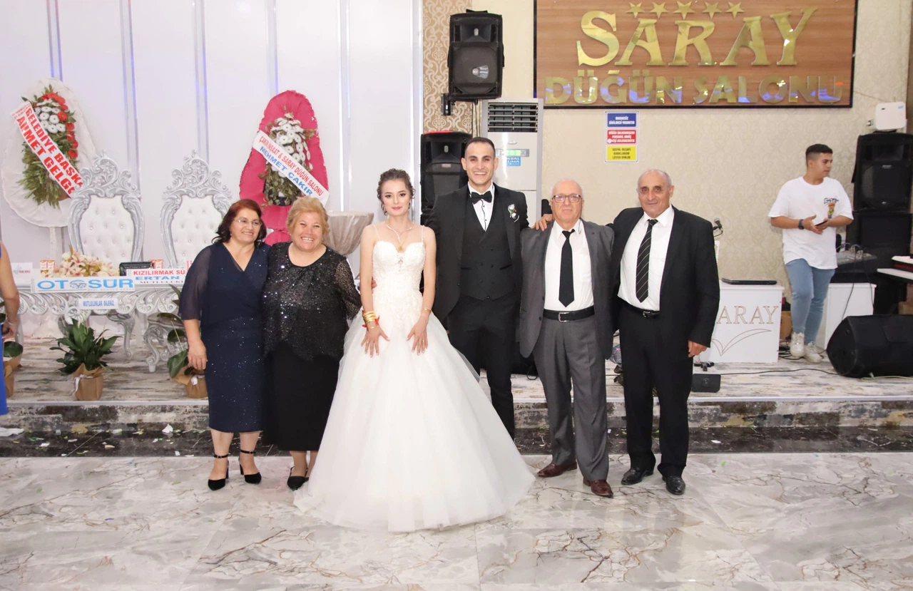 Güleryüz ve Öner Ailelerinin Mutlu Günü