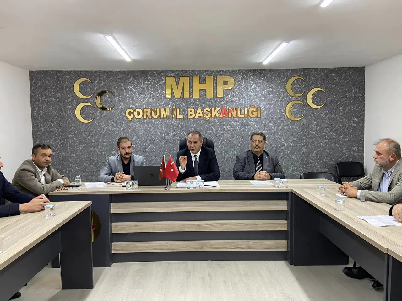 MHP Kongreye Gidiyor