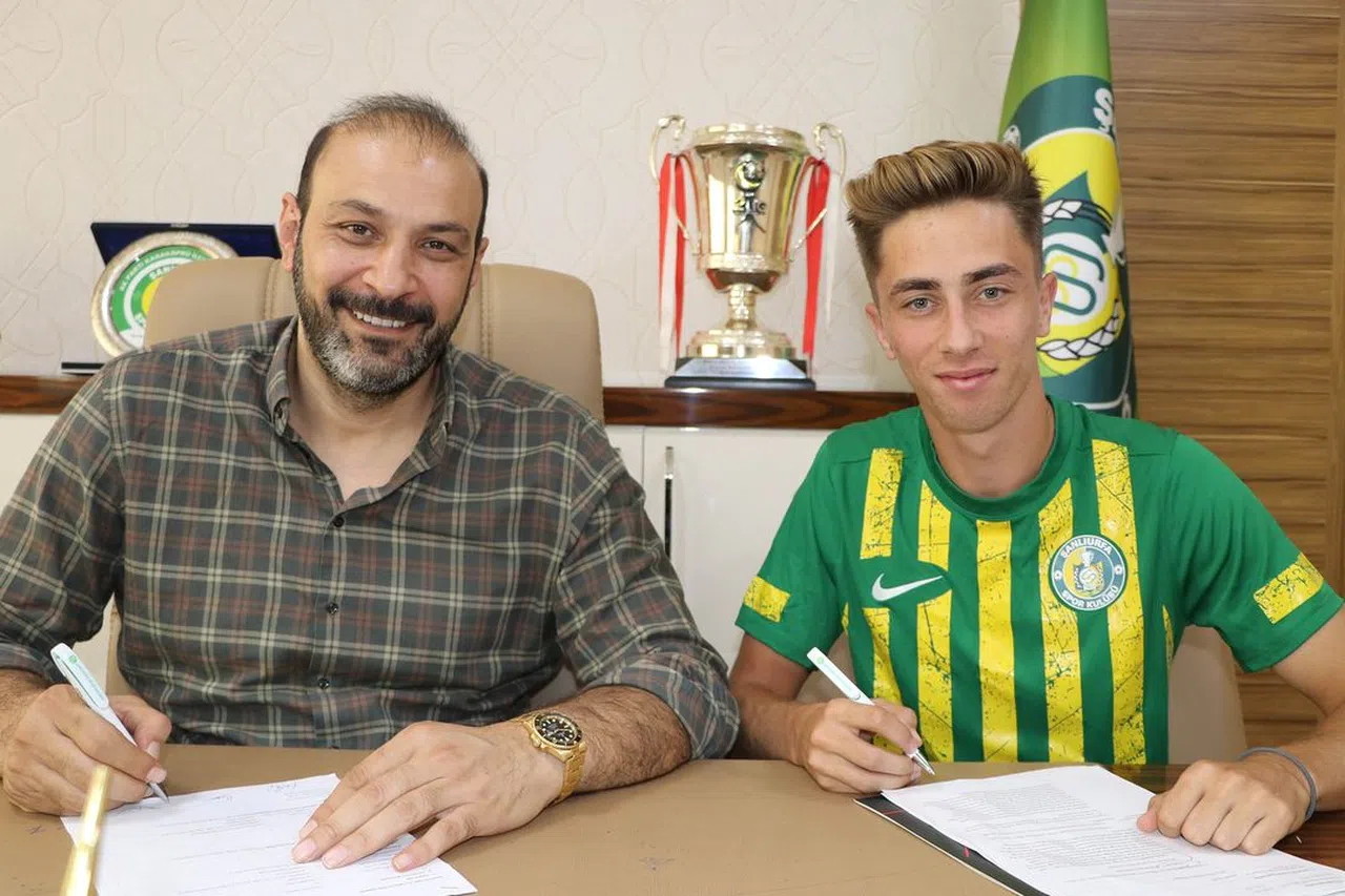 Şanlıurfaspor, Özgür Baran Aksaka İle Anlaştı