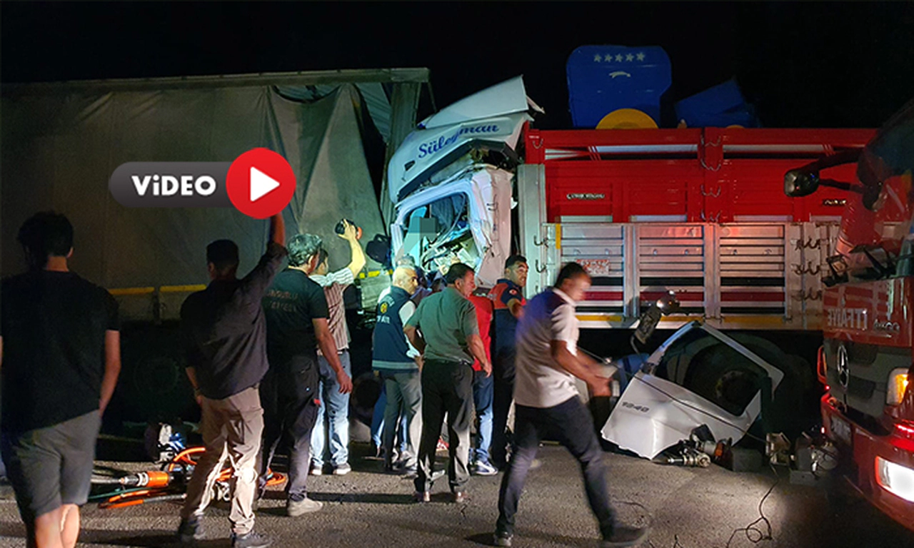 TIR, Park Halindeki TIR’a Çarptı: Bir Ölü