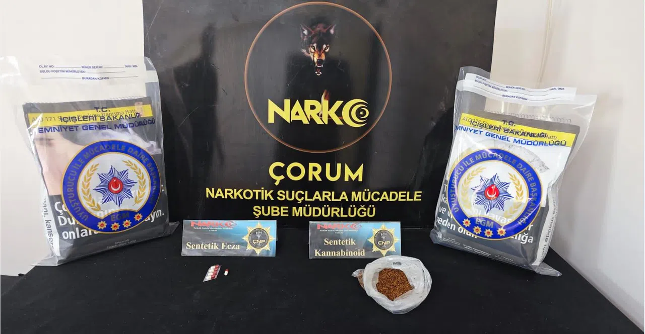 Uyuşturucu Tacirleri  Kıskıvrak Yakalandı
