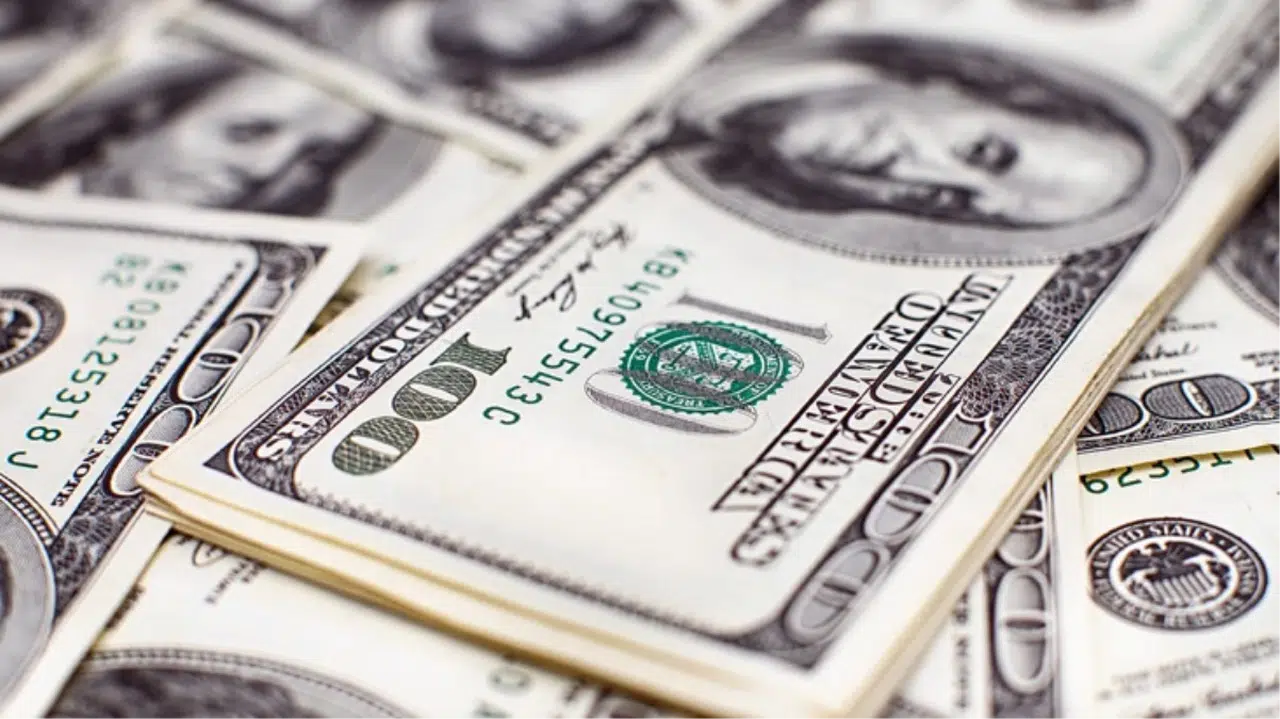 Yükselişini Sürdüren Dolar 27,24'ten Süreç Görüyor