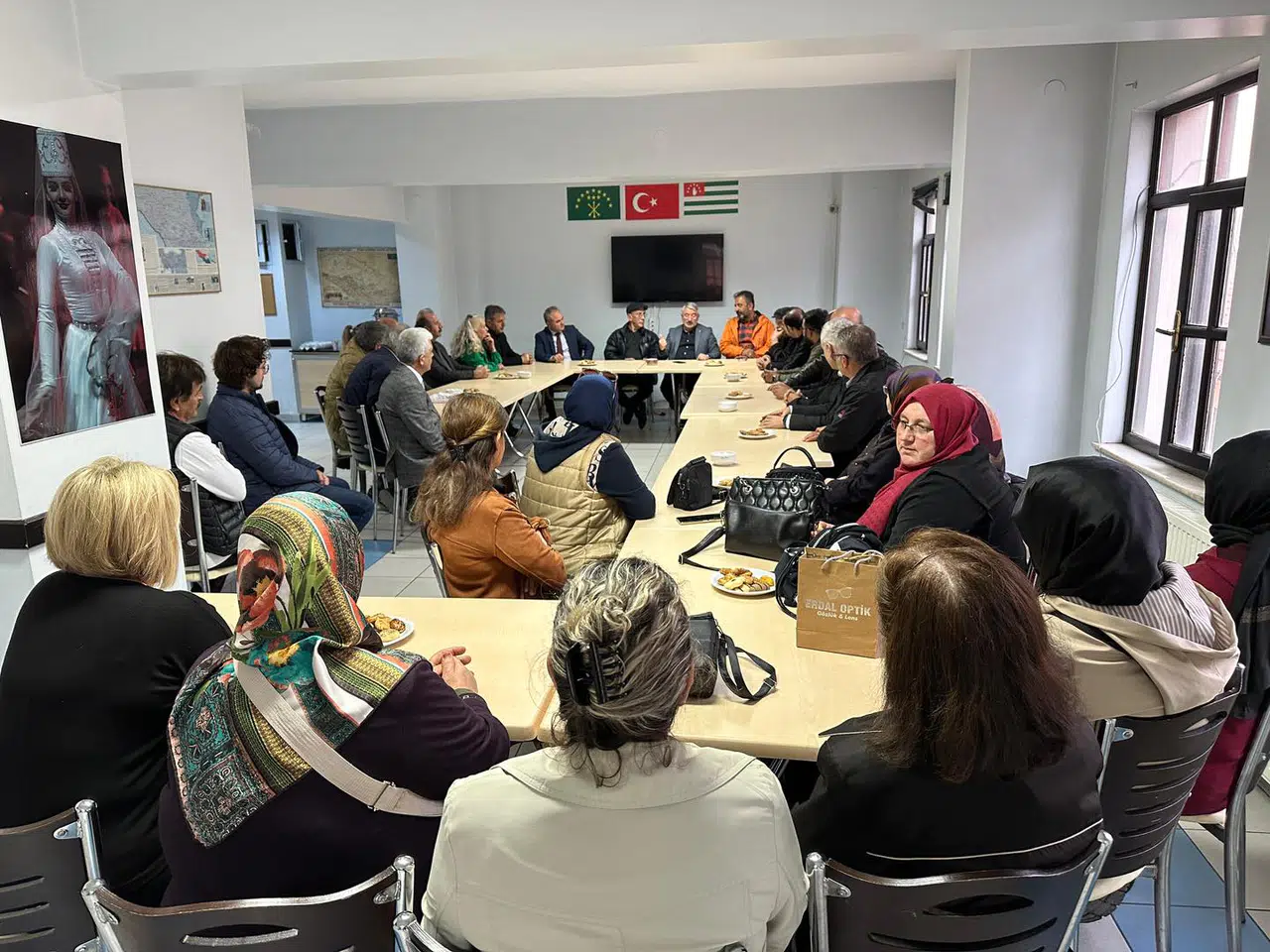 Aşgın: İlk Günkü Aşkla Sürdüreceğiz