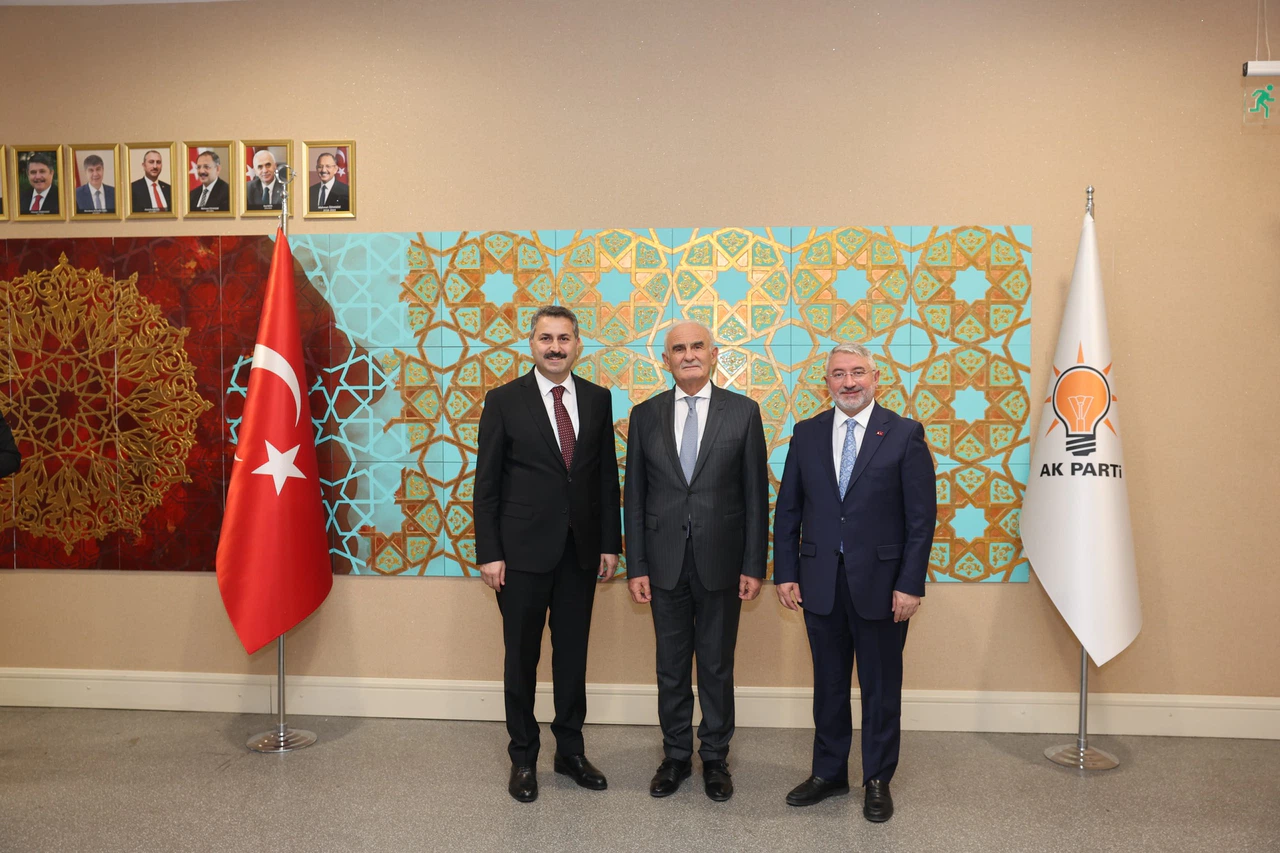 Genel Merkez’de Kutlama Ziyaretleri