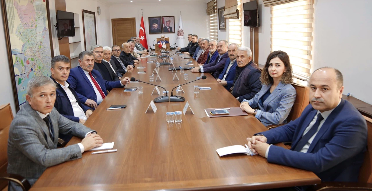 Mahalle Muhtarları İle Asayiş ve Huzur Konuşuldu
