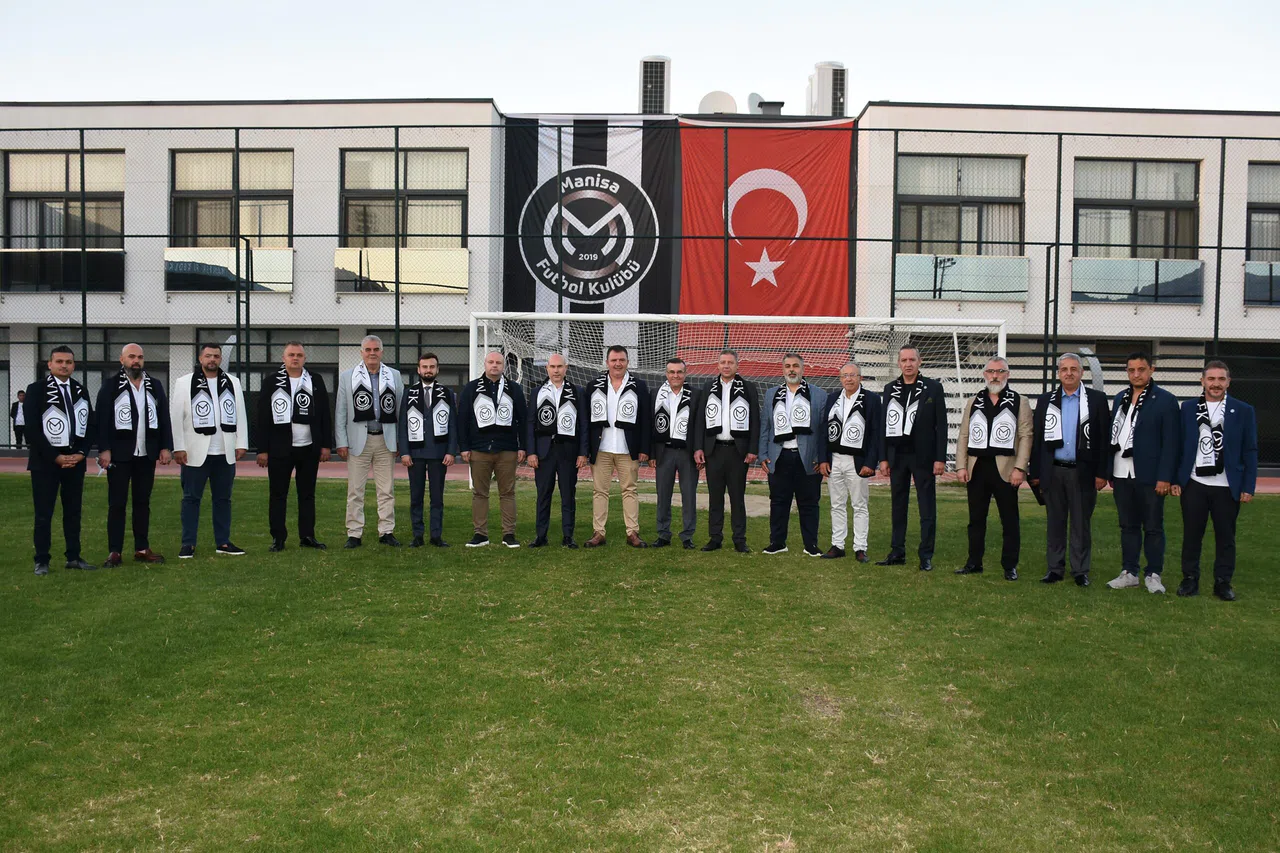 Manisa FK’da Yeni Yönetimin Görev Dağılımı Belli Oldu