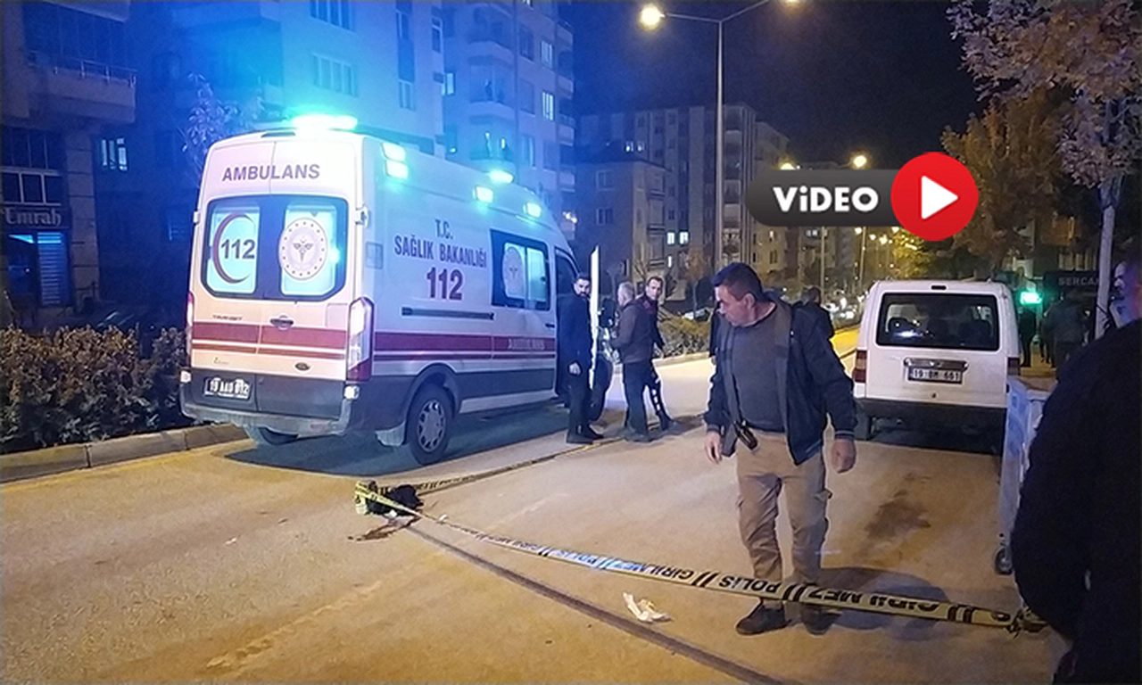 Telefonla Konuştu, Sinir Krizi Geçirip Kendini Vurdu