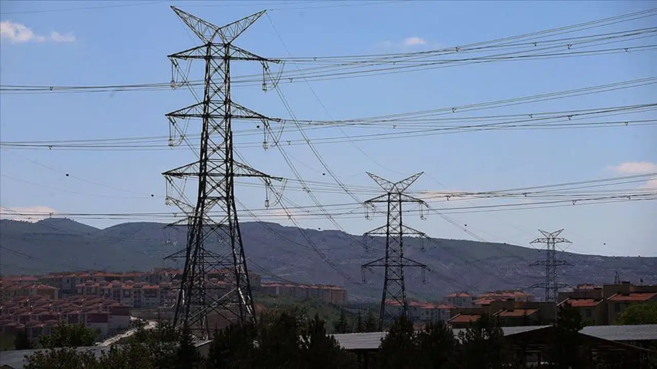 EPDK: Elektrikte Son Kaynak Tedarik Tarifesi Tüketim Miktarları Değişmedi