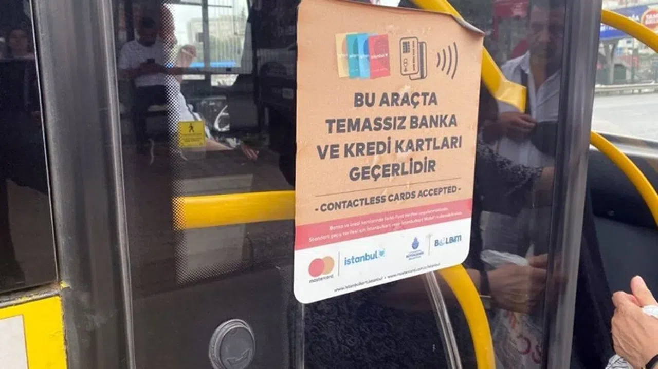 İstanbul'da Toplu Ulaşımda Kredi Kartıyla Ödemelerde Yüzde 33 İndirim Yapıldı