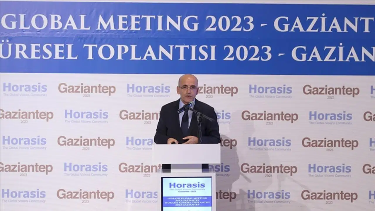 Mehmet Şimşek, Türkiye'nin Yatırım Planlarını Anlattı