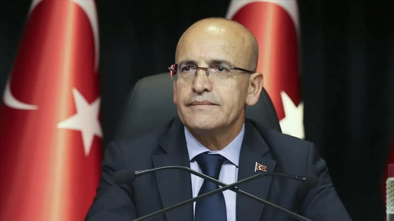 Mehmet Şimşek Yurt Dışı Yatırım Turuna Fransa ile Devam Ediyor