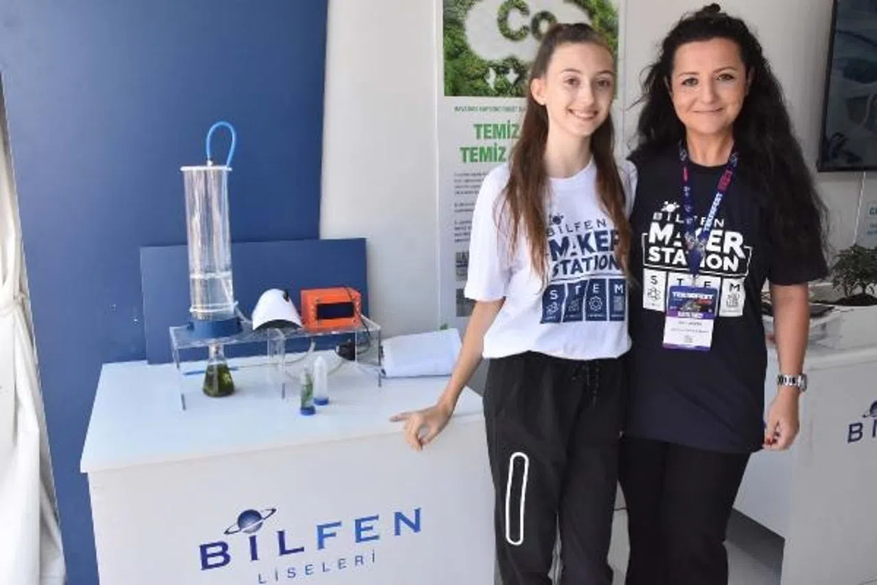 Teknofest'te Bilfen Liseleri Öğrencileri Çevreci Projelerini Sergiledi