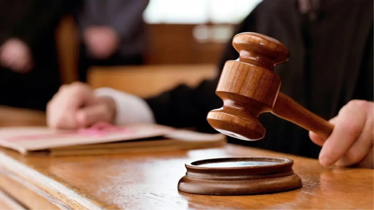 Yargıtay'dan Milyonlarca Çalışanı İlgilendiren Emsal Karar: İş Yerinde Uyuyan Tazminatsız Kovulur