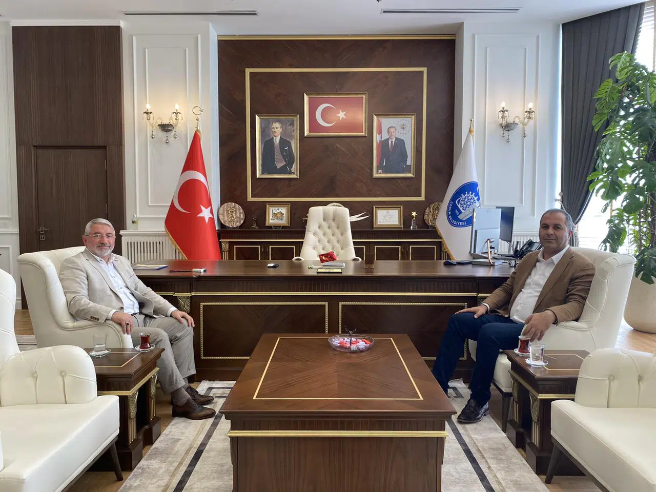 Belediyede İttifak İstişaresi
