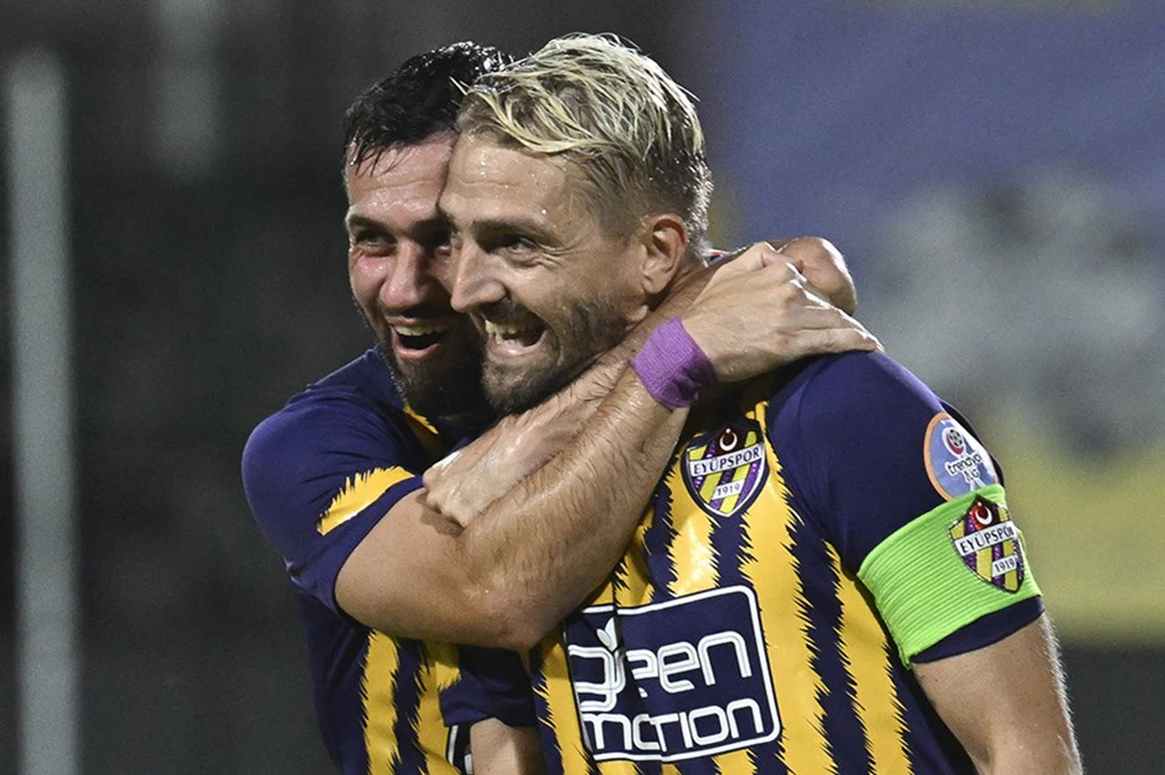 Caner Erkin, Eyüp’ten Gidiyor