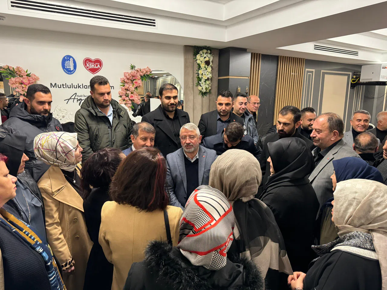 Çorum’da AK Partililer Aşgın’ın Davetiyle Buluştu