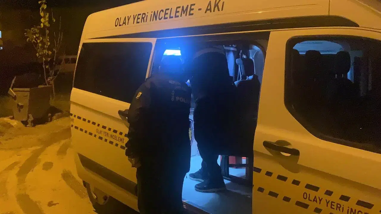 Çorum’da İlginç Olay, Önce Bıçakladılar, Sonra Hastaneye Götürdüler