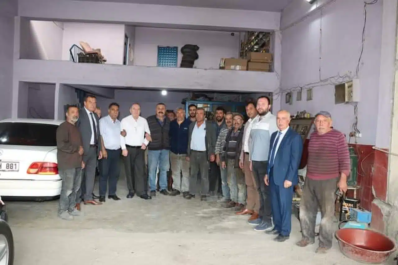 Esnafla Fotoğrafını Paylaştı, Meydan Okudu