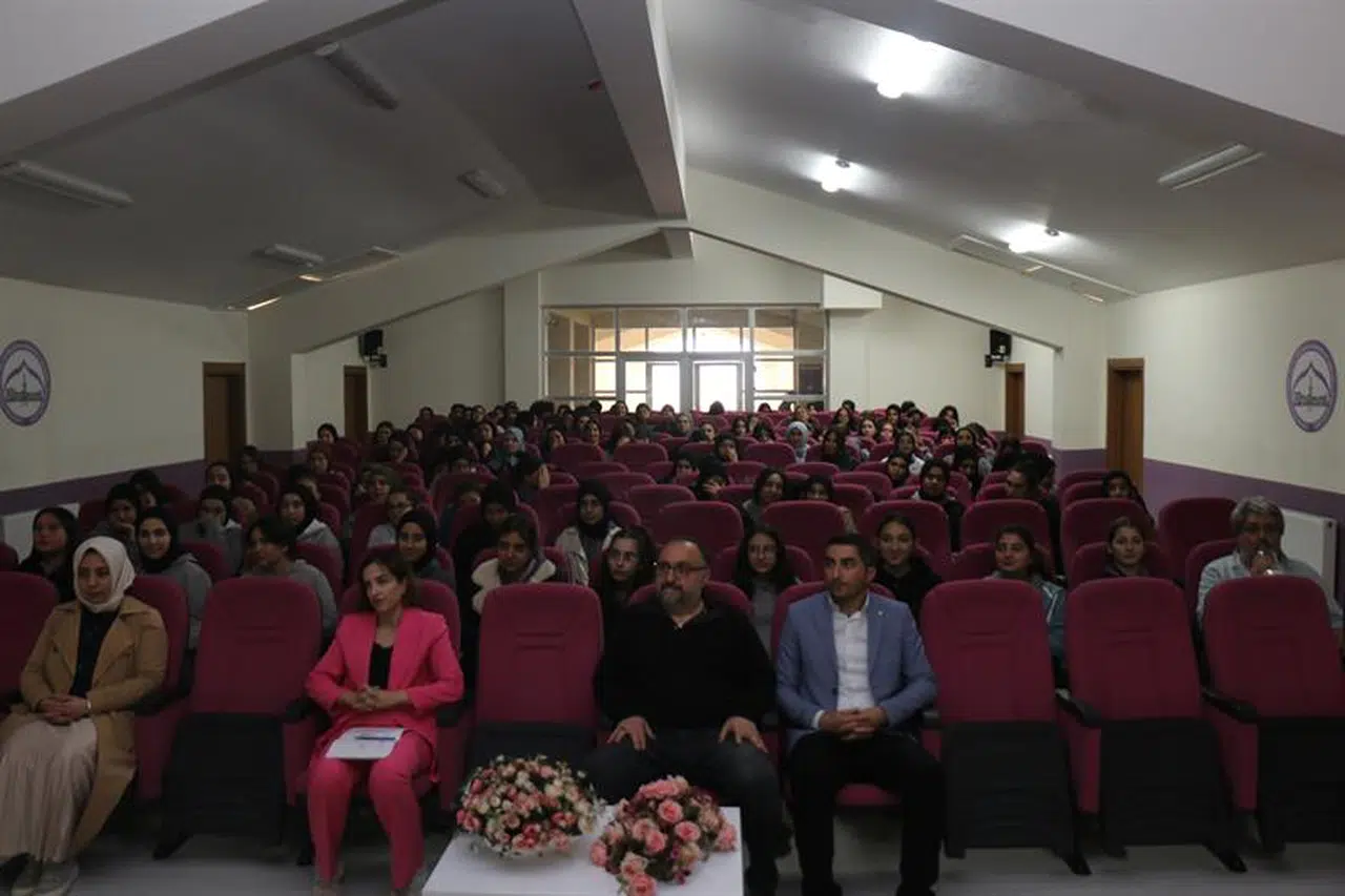 Gençlere Su Verimliliği ve Gıda Güvenliği Anlatıldı