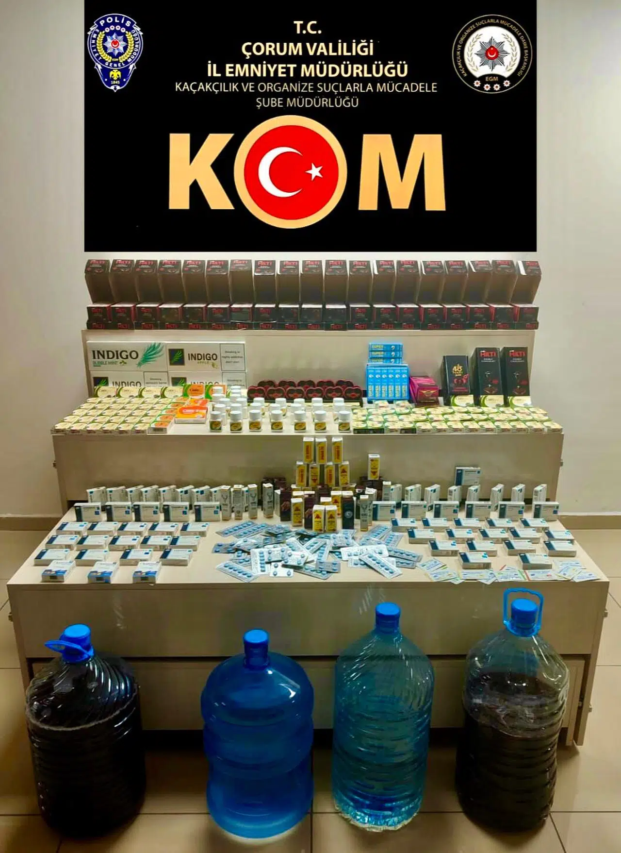 Kaçakçılara Üç Ayrı Operasyon, Binlerce Ürün Ele Geçirildi