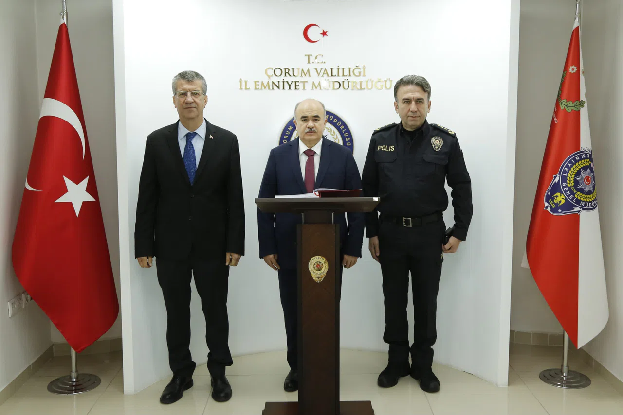 Vali Sonuçtan Memnun