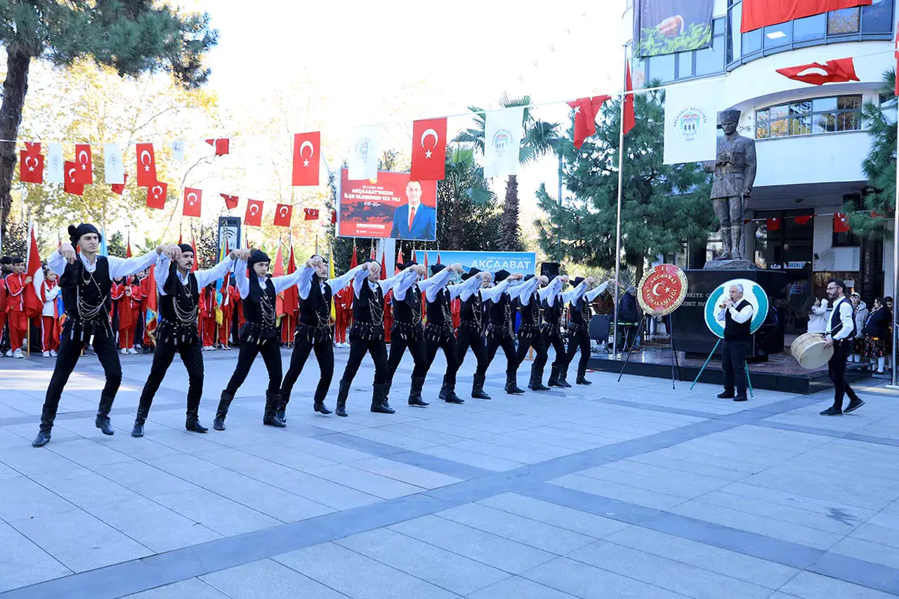 Akçaabat'ın İlçe Oluşunun 137. Yıl Dönümü Kutlandı