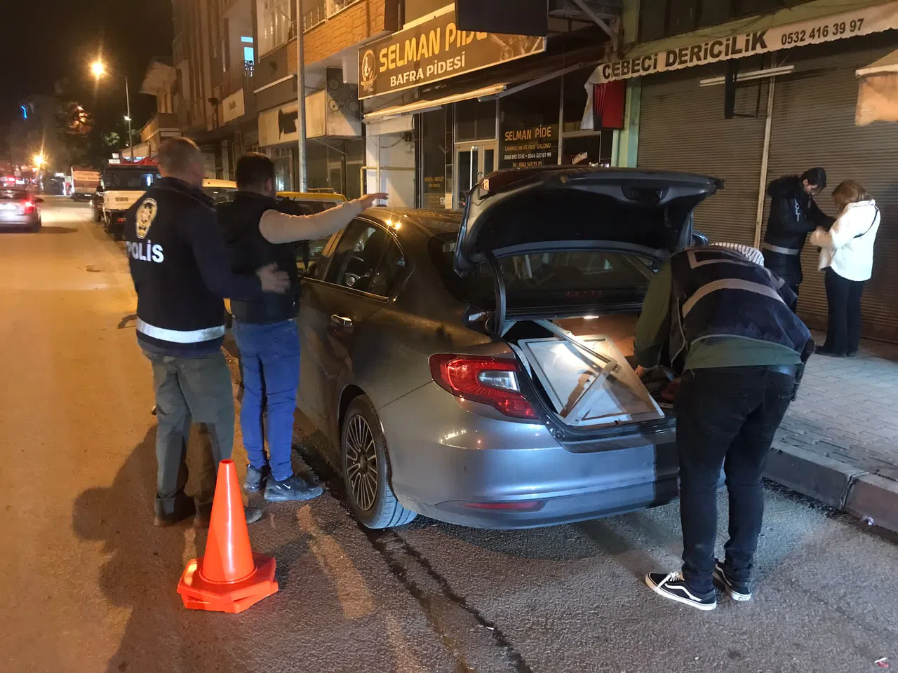 Bafra'da Polis Ekipleri Asayiş Uygulaması Yaptı