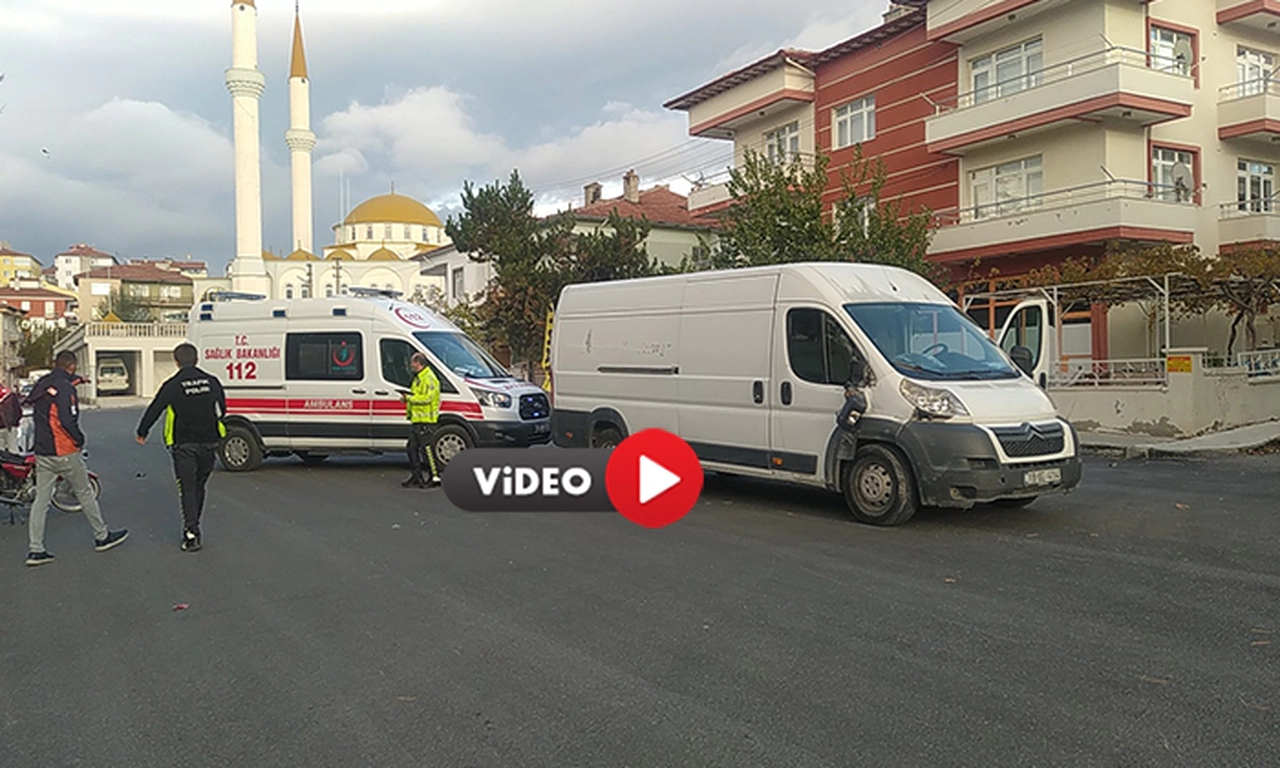 Çorum’da Motosikletle Ticari Araç Çarpıştı