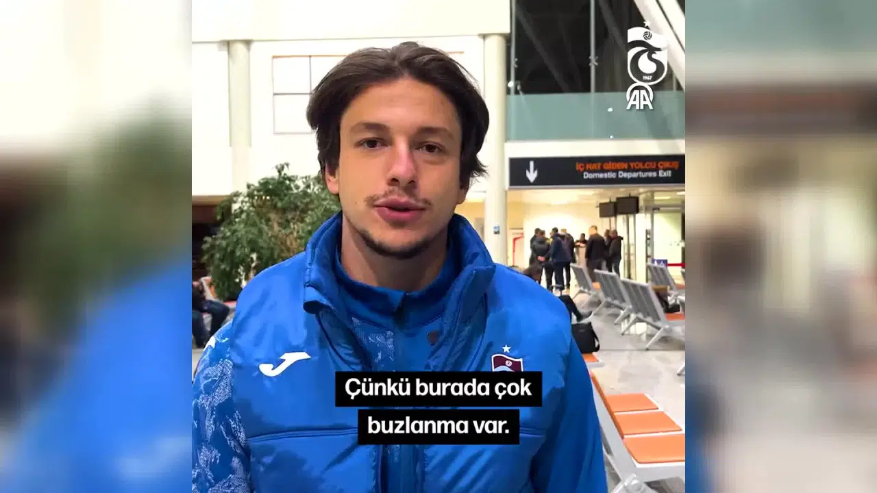 Trabzonsporlu Futbolcuların Bıraktığı Not Kafeterya İşletmecisini Duygulandırdı