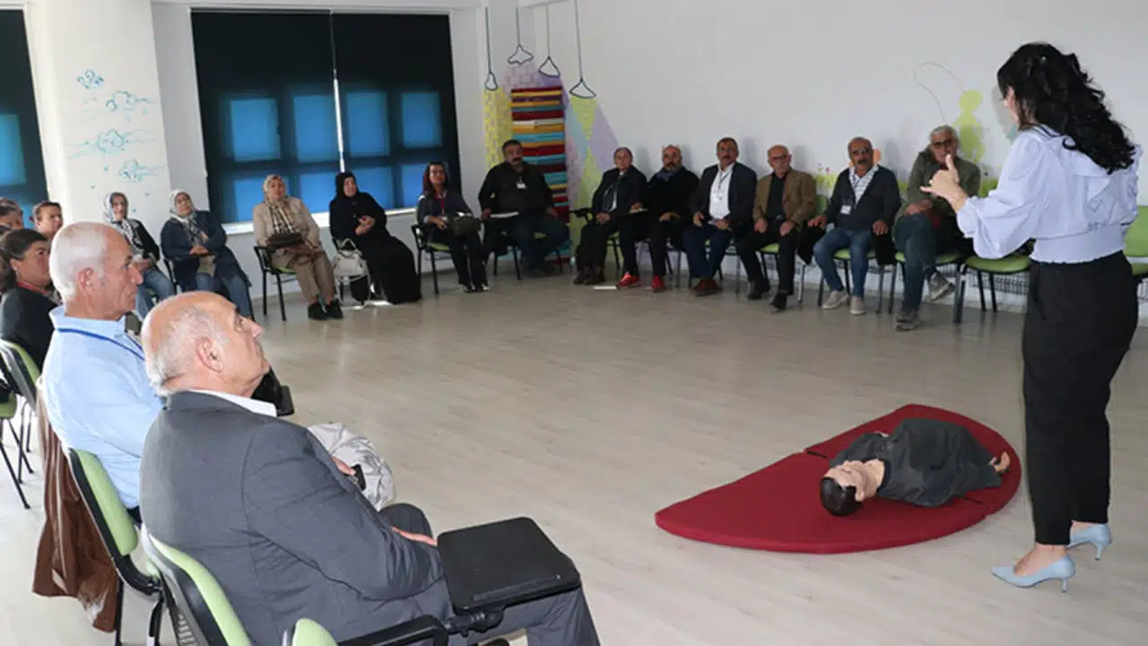 Yozgat'ta 55 Yaş Üstü Kişiler İçin "Tazelenme Üniversitesi" Açıldı