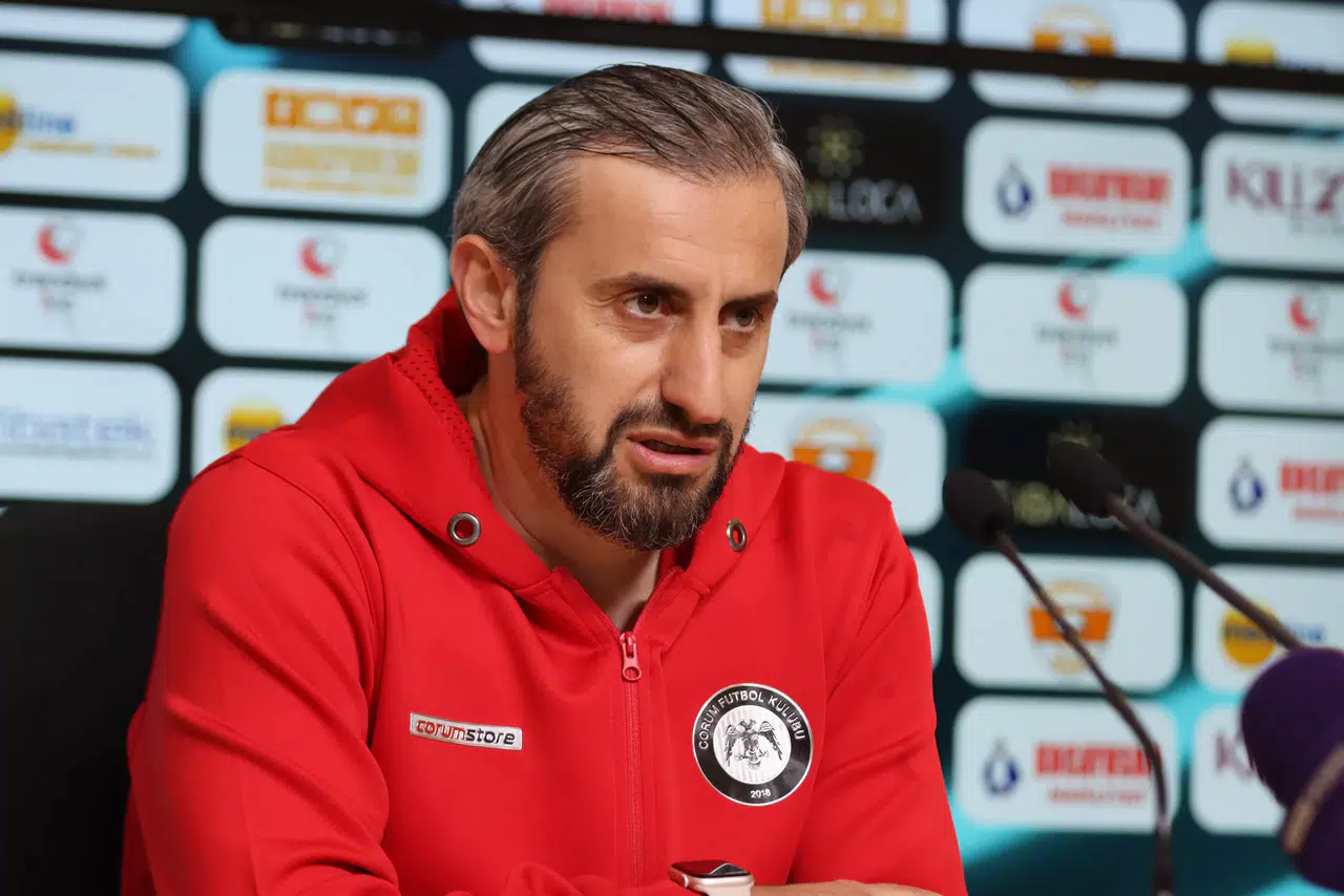 Çorum FK Teknik Direktörü Özbalta: Galibiyeti Filistin’e Armağan Ediyorum