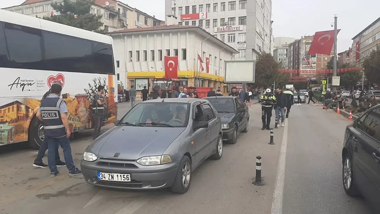 Çorum’da Sürücülere Ceza Yağdı, Binlerce Araca Milyonlarca Lira Para Cezası Verildi