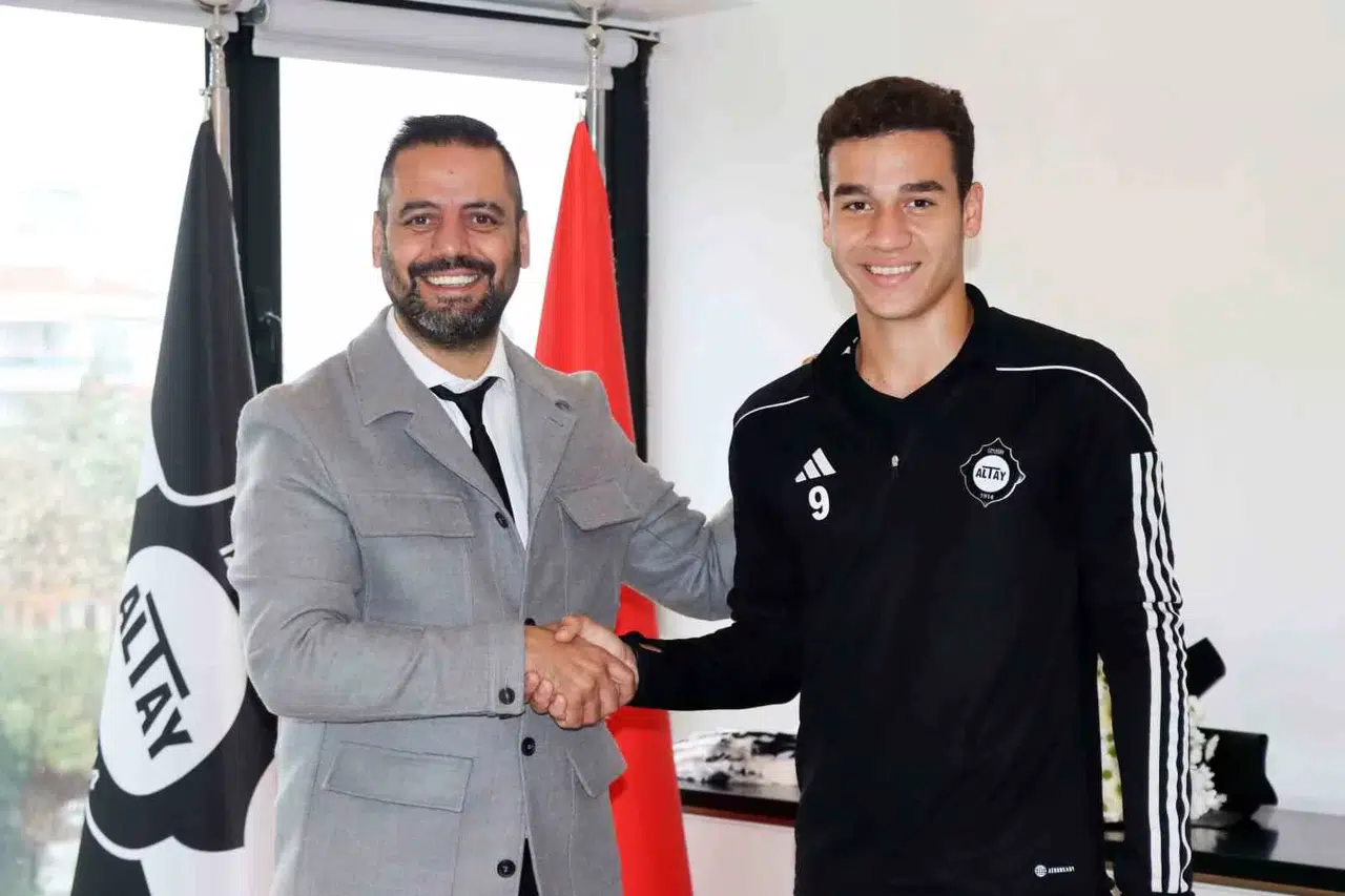 Altay, 2007 Doğumlu Oyuncusunu Profesyonel Yaptı