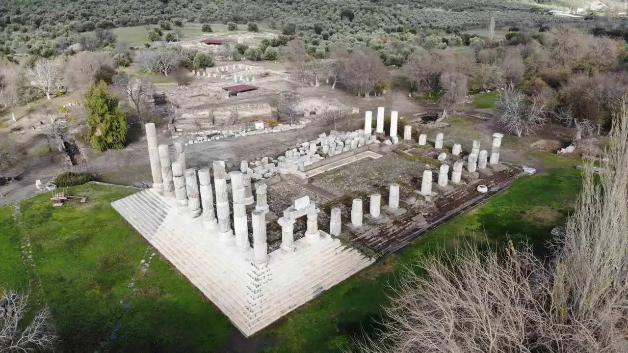 Apollon Smintheus Tapınağı’nda Yeni Hafriyat Alanları Jeoradarla Belirleniyor