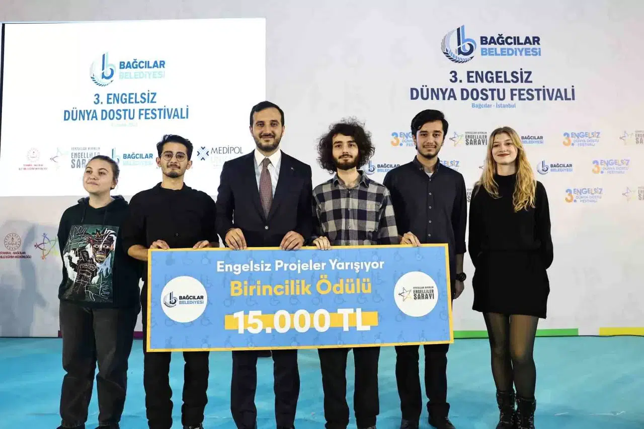 Bağcılar’da 3. Manisiz Dünya Dostu Şenliği Düzenlendi