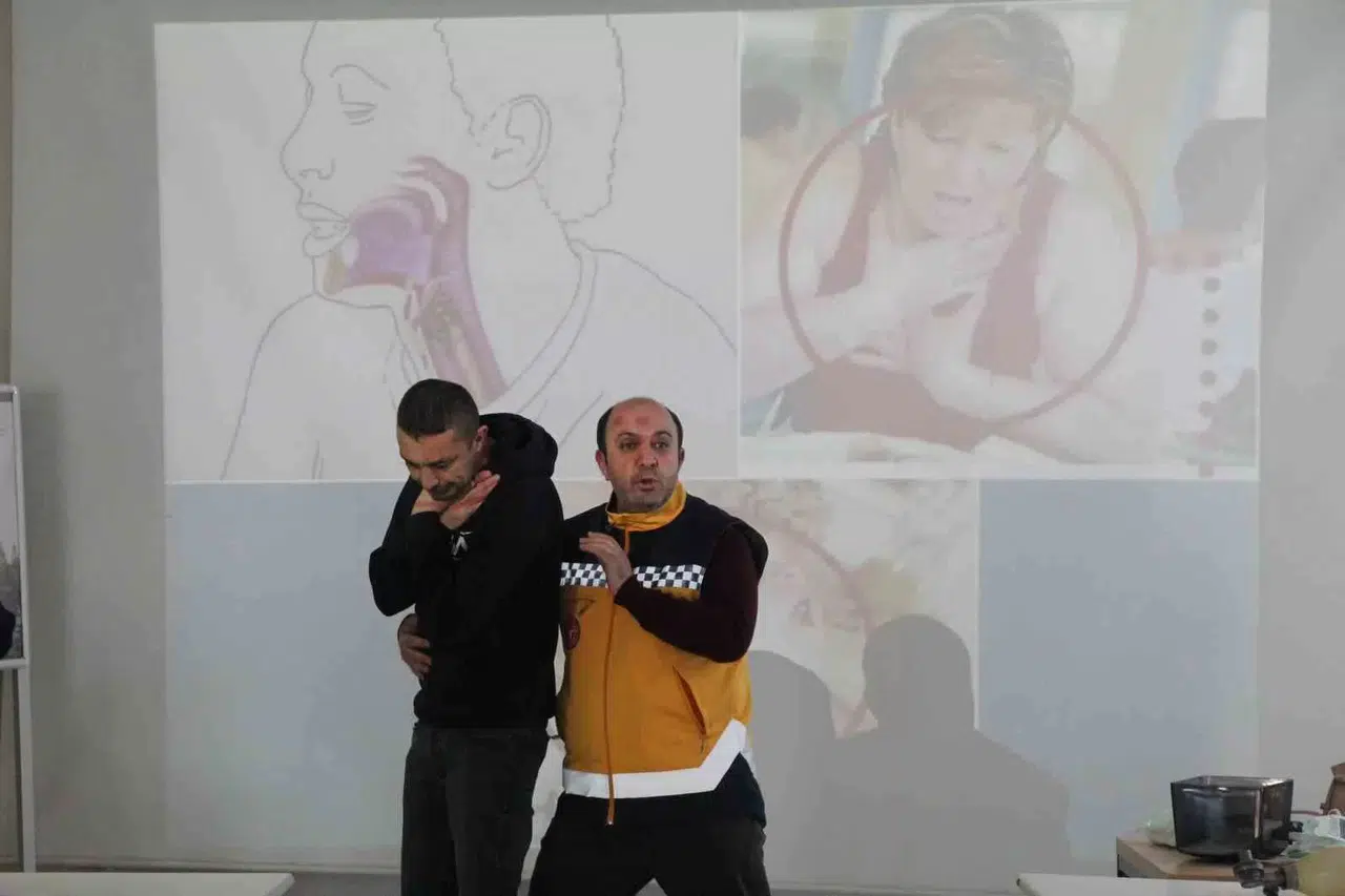 Bingöl’de 2023 Yılında 800 Şahsa Heimlich Hareketi Eğitimi Verildi