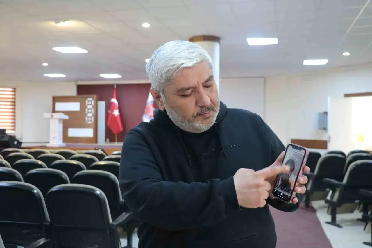 Doç. Dr. Sefer Darıcı: "Tik Tok Her Manada Denetlenmeli"