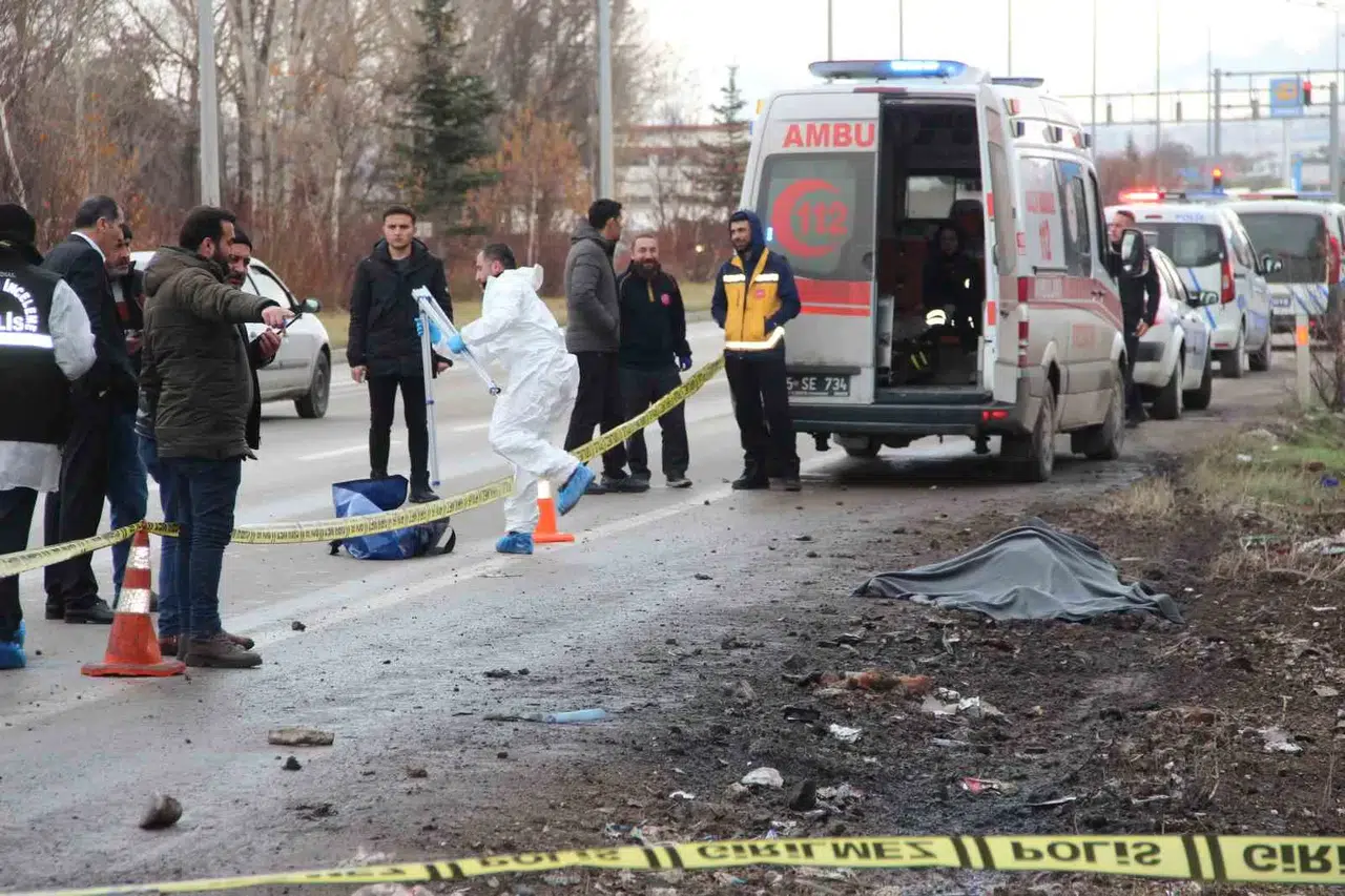 Erzurum’da Karayolu Kenarında Ceset Bulundu
