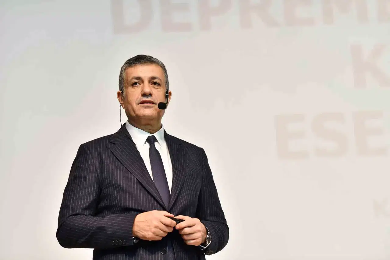 Esenyurt’ta Yapılan Ankette Lider Bozkurt Yüzde 48 ile Birinci Çıktı