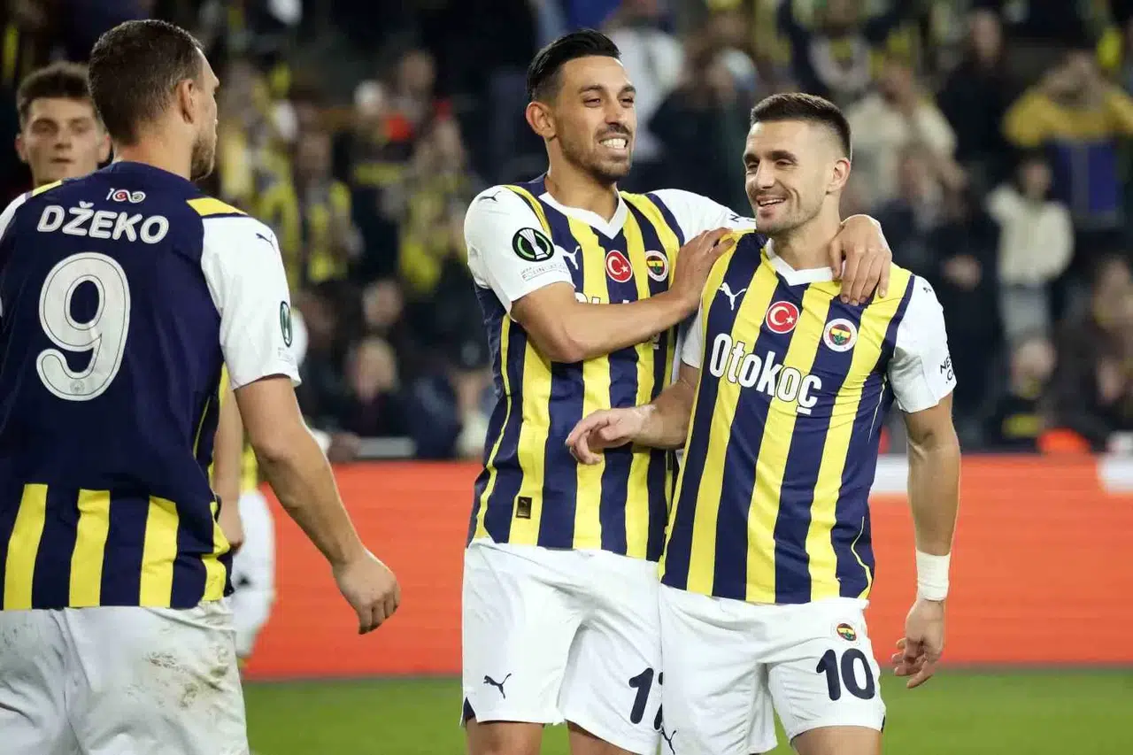 Fenerbahçe Derbide Atak Sınırına Güveniyor