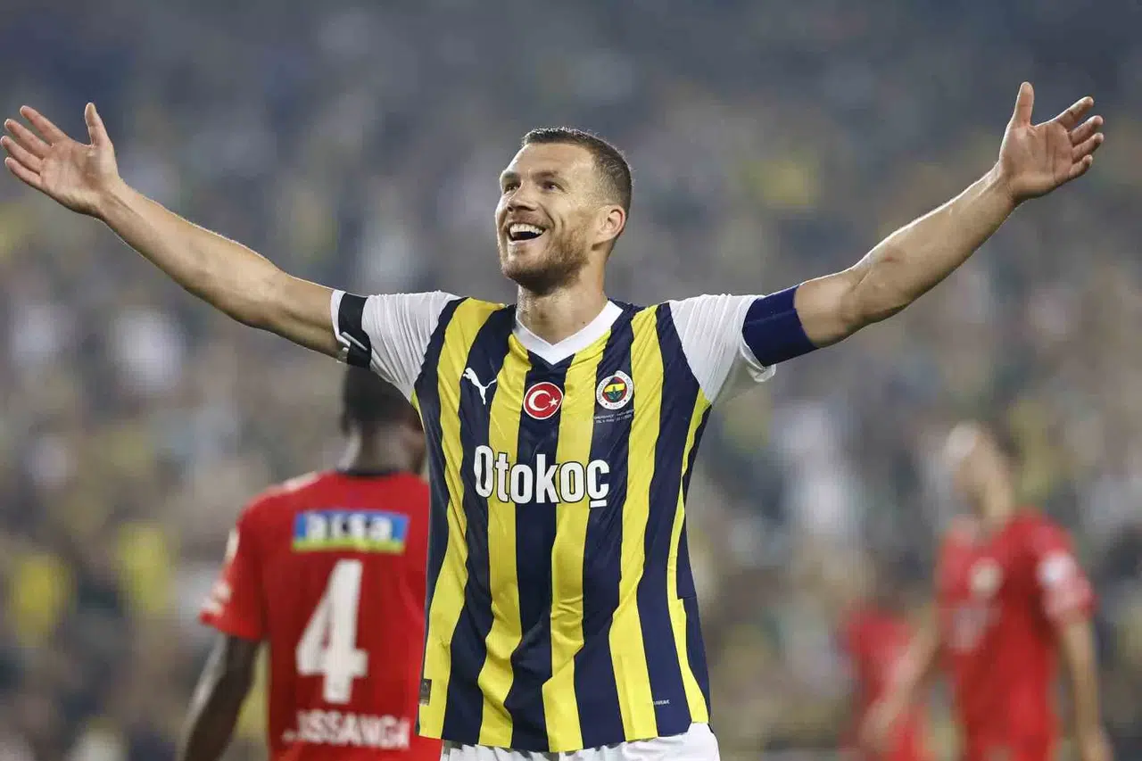 Fenerbahçe’de Dzeko, Beşiktaş’ta Aboubakar