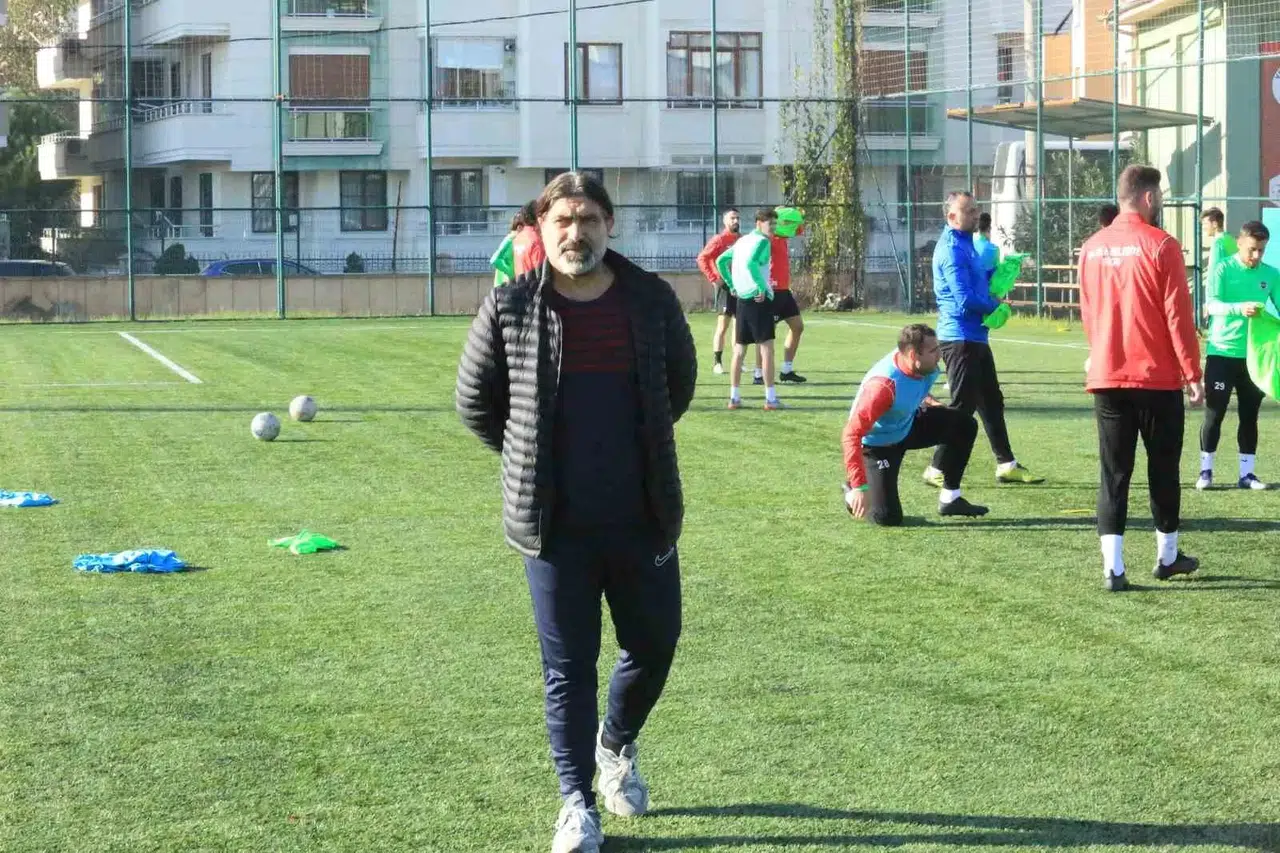 Fenerbahçeli Eski Ulusal Futbolcu Faruk Yiğit’ten Derbi Kestirimi: 3-1