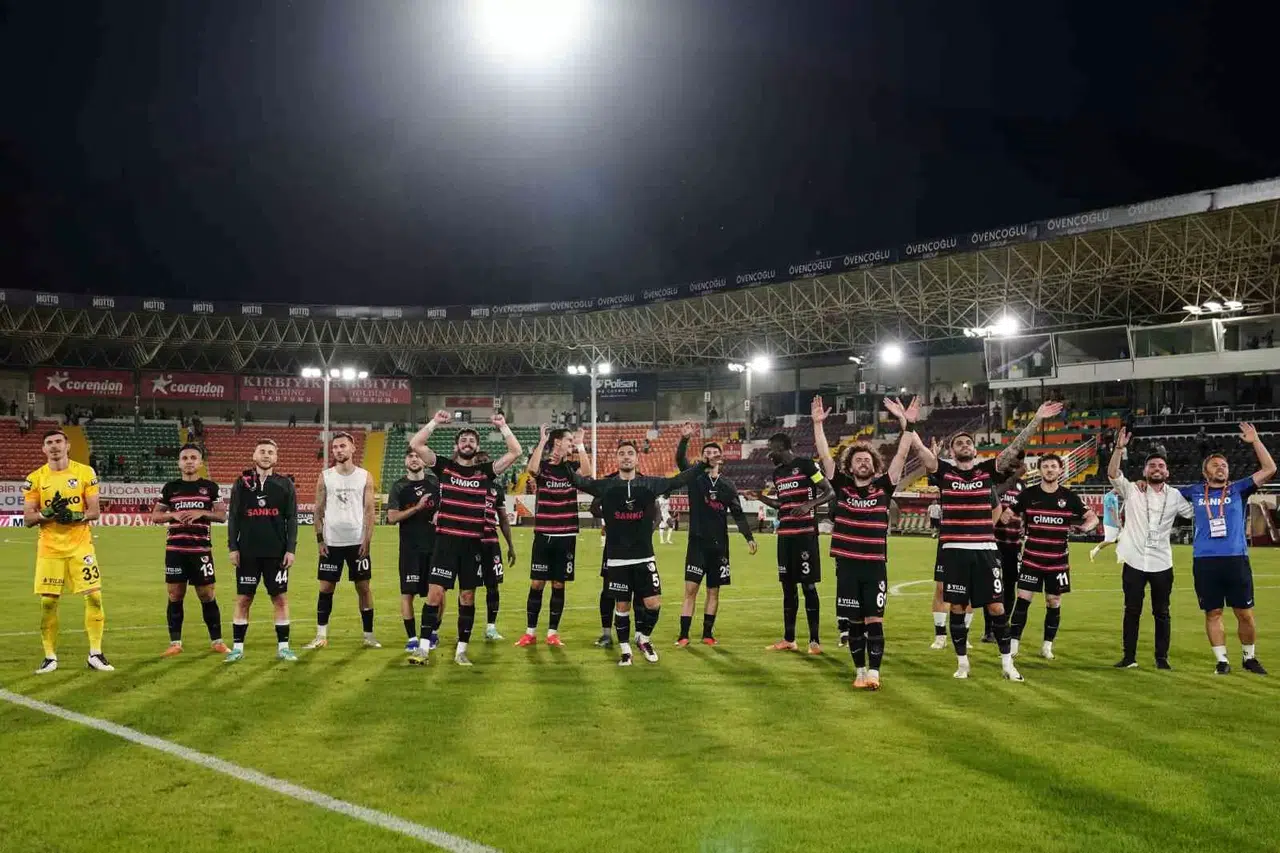 Gaziantep Fk Ligin Birinci Yarısına Makûs Başladı, Düzgün Bitirdi