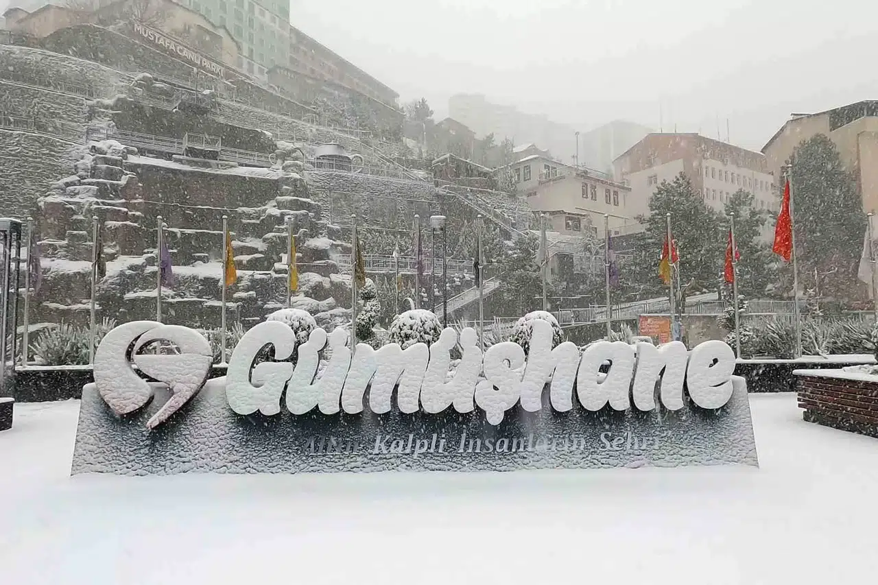 Gümüşhane’de Kar Yağışı Tesirli Oldu