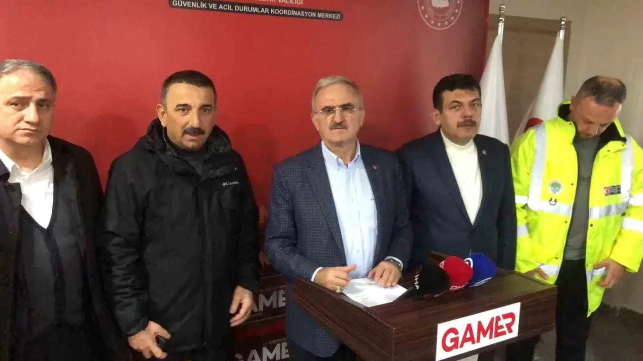 İçişleri Bakan Yardımcısı Münir Karaloğlu: "21 Arkadaşımızın 15’i Ayakta Tedavileri Tamamlanarak Taburcu Oldular"