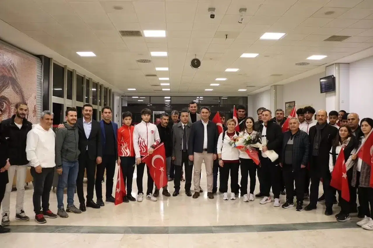 İsrail’i Mağlup Edip Şampiyon Oldular